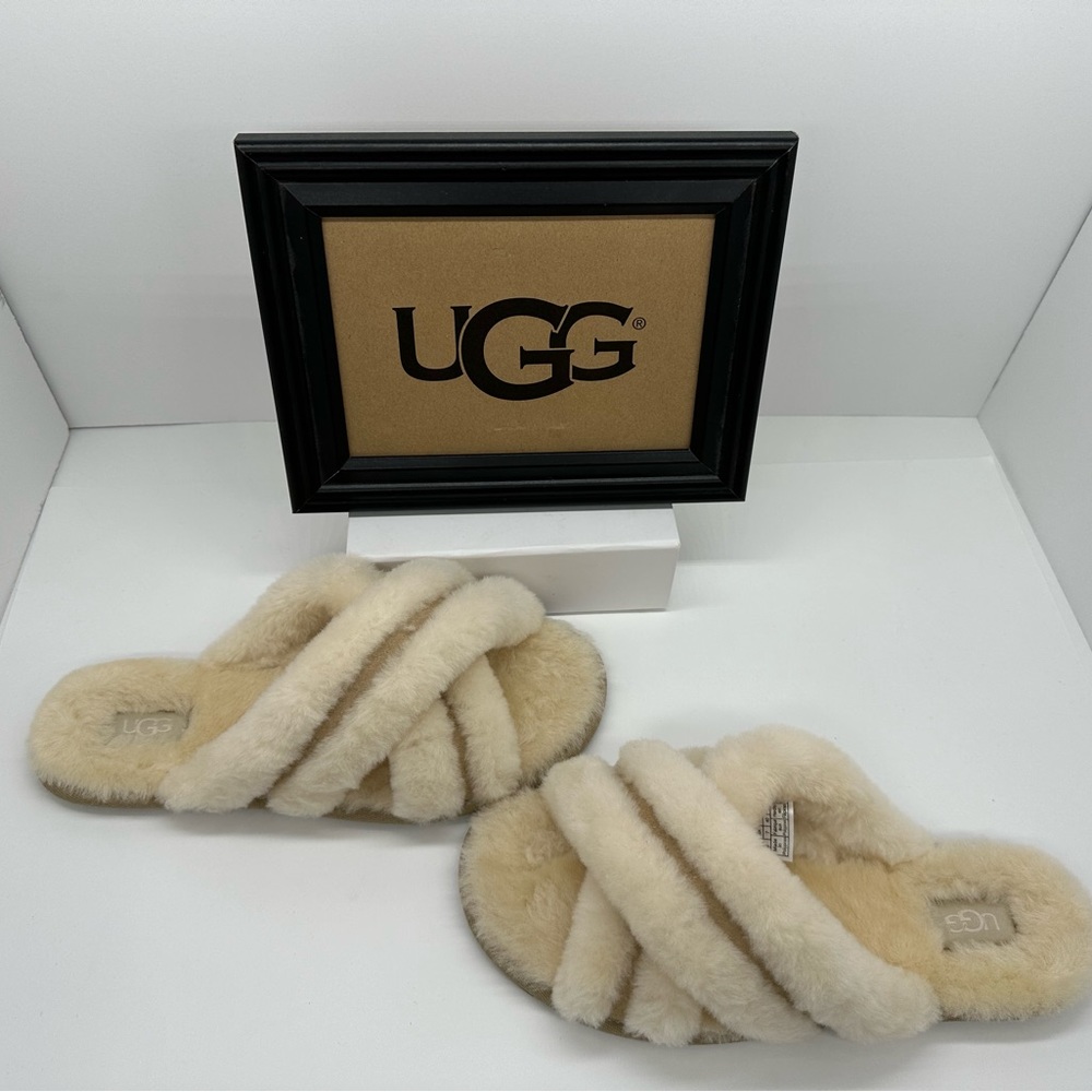 COPY - New: UGG: Scuffita Slipper